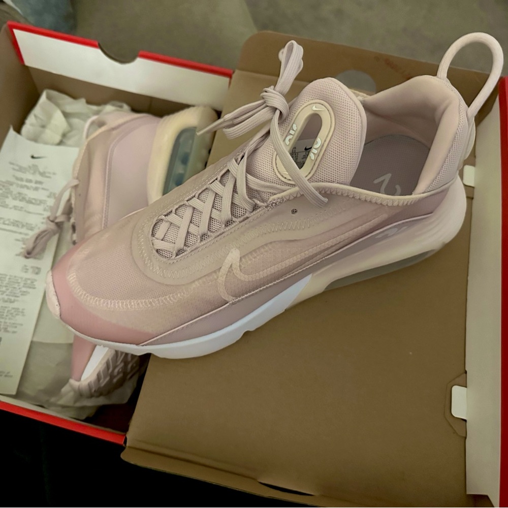 AIR MAX 2080